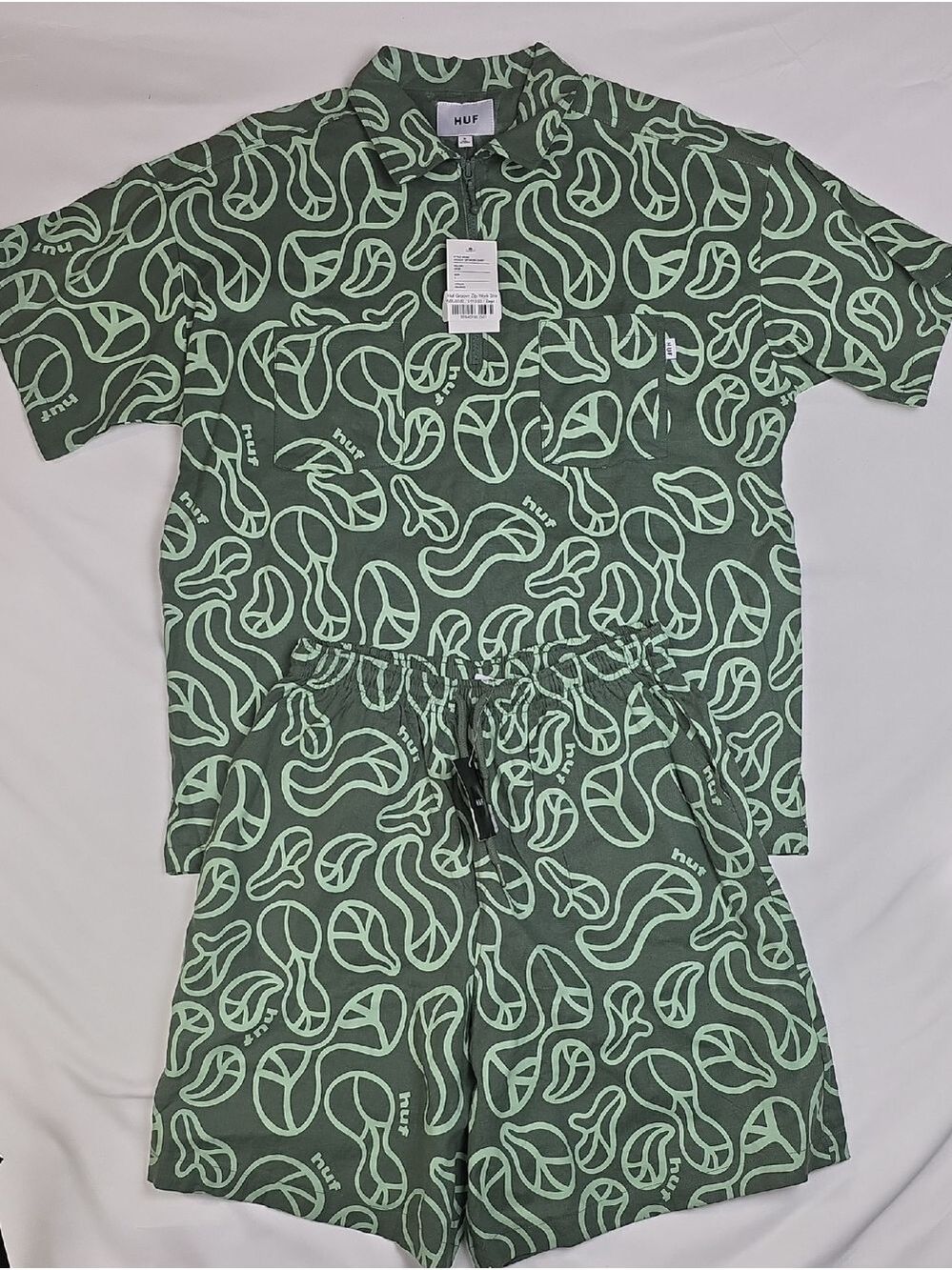 HUF Olive & Mint Abstract Two-Piece Shirt and Shorts Set New S Top XS Bottom